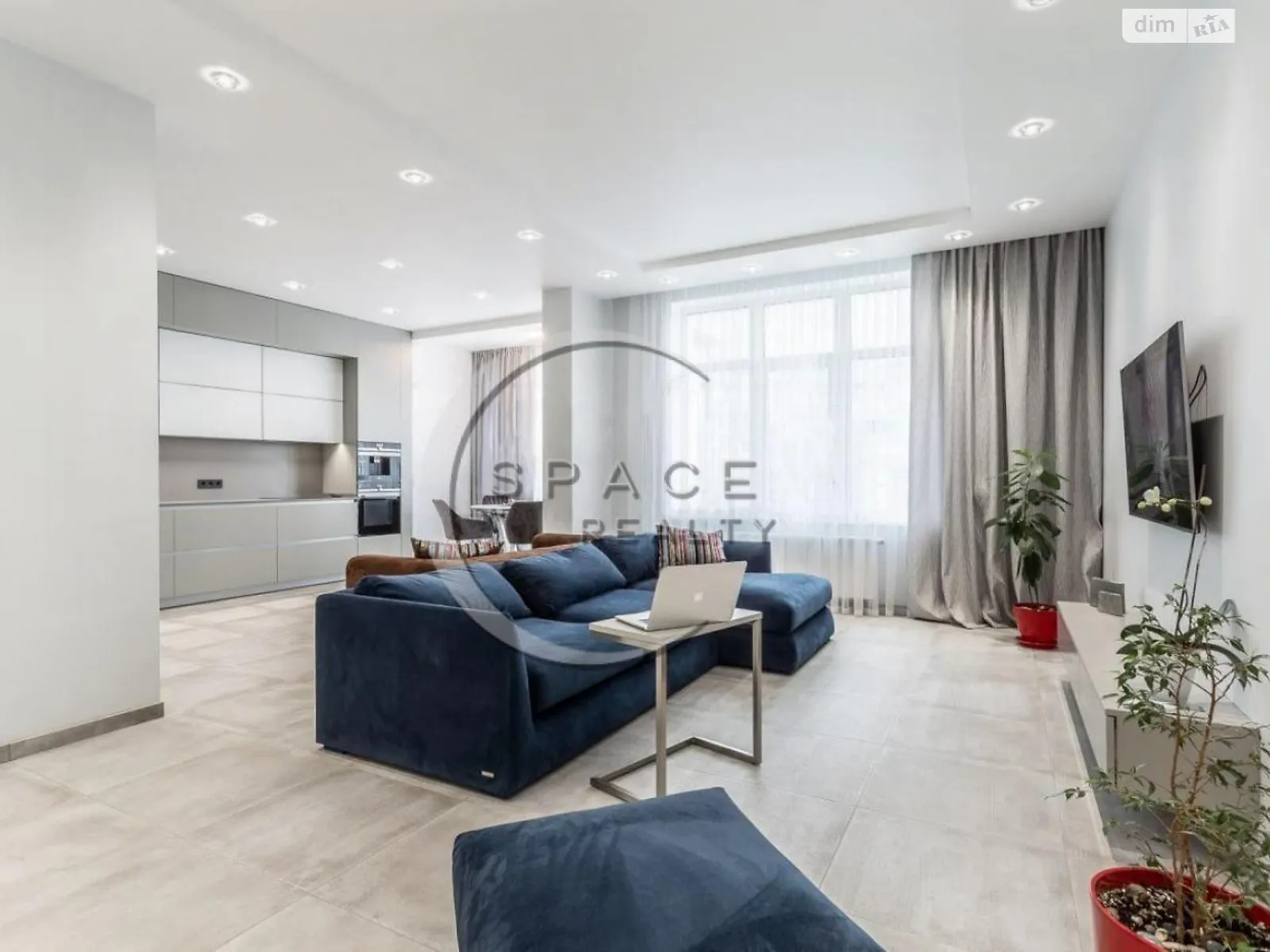 Сдается в аренду 2-комнатная квартира 130 кв. м в Киеве, ул. Андрея Верхогляда(Драгомирова), 9 - фото 1