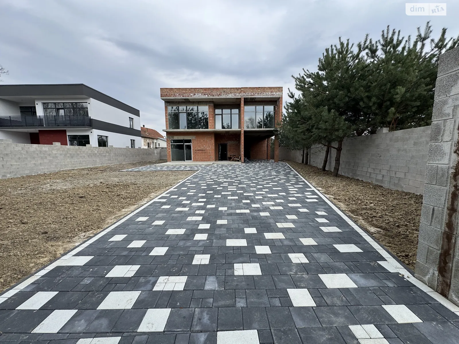 Продается дом на 2 этажа 193 кв. м с мебелью, цена: 155000 $ - фото 1