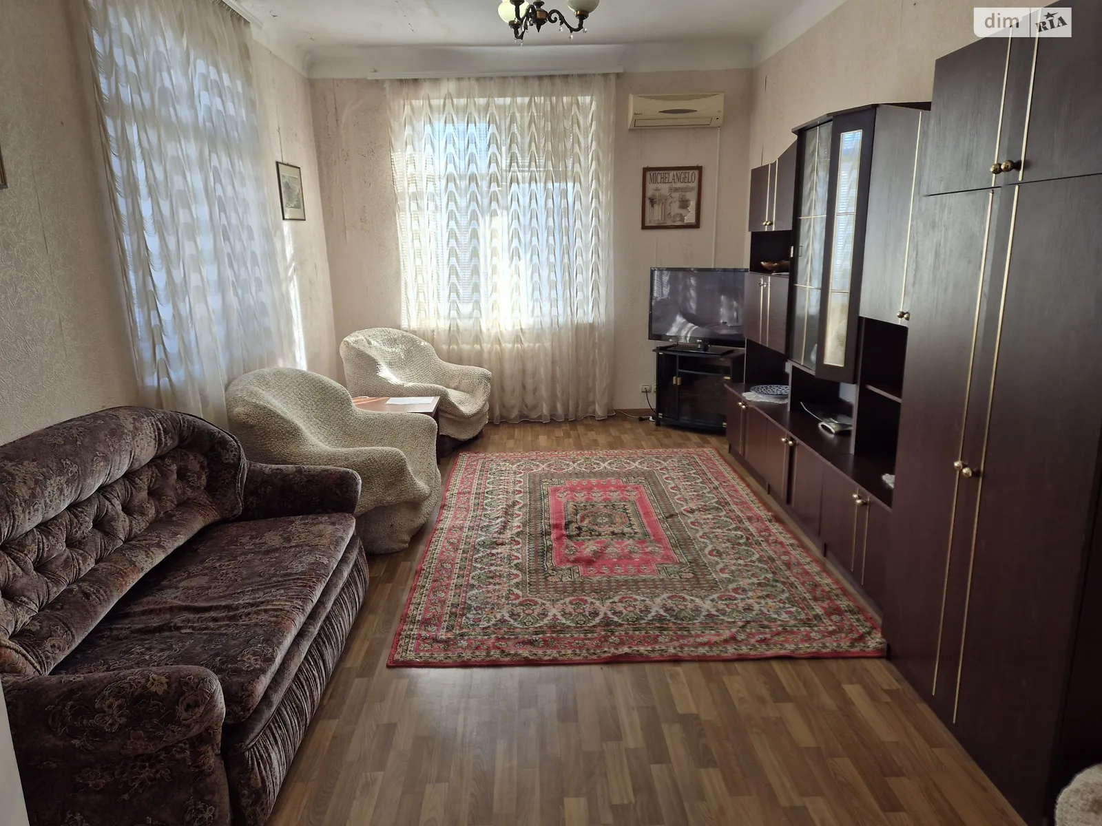 Продается 2-комнатная квартира 56.4 кв. м в Светловодске, ул. Приморская, 18 - фото 1