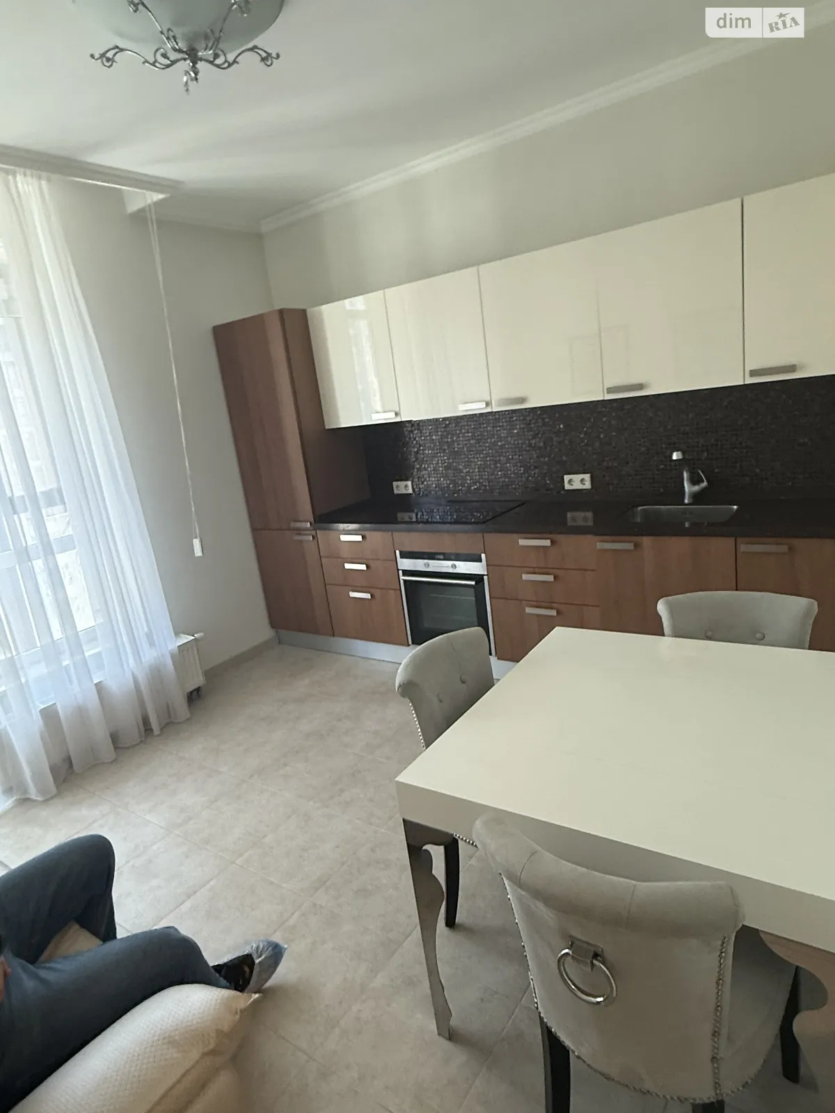 Сдается в аренду 1-комнатная квартира 62 кв. м в Киеве, ул. Андрея Верхогляда(Драгомирова), 14 - фото 1