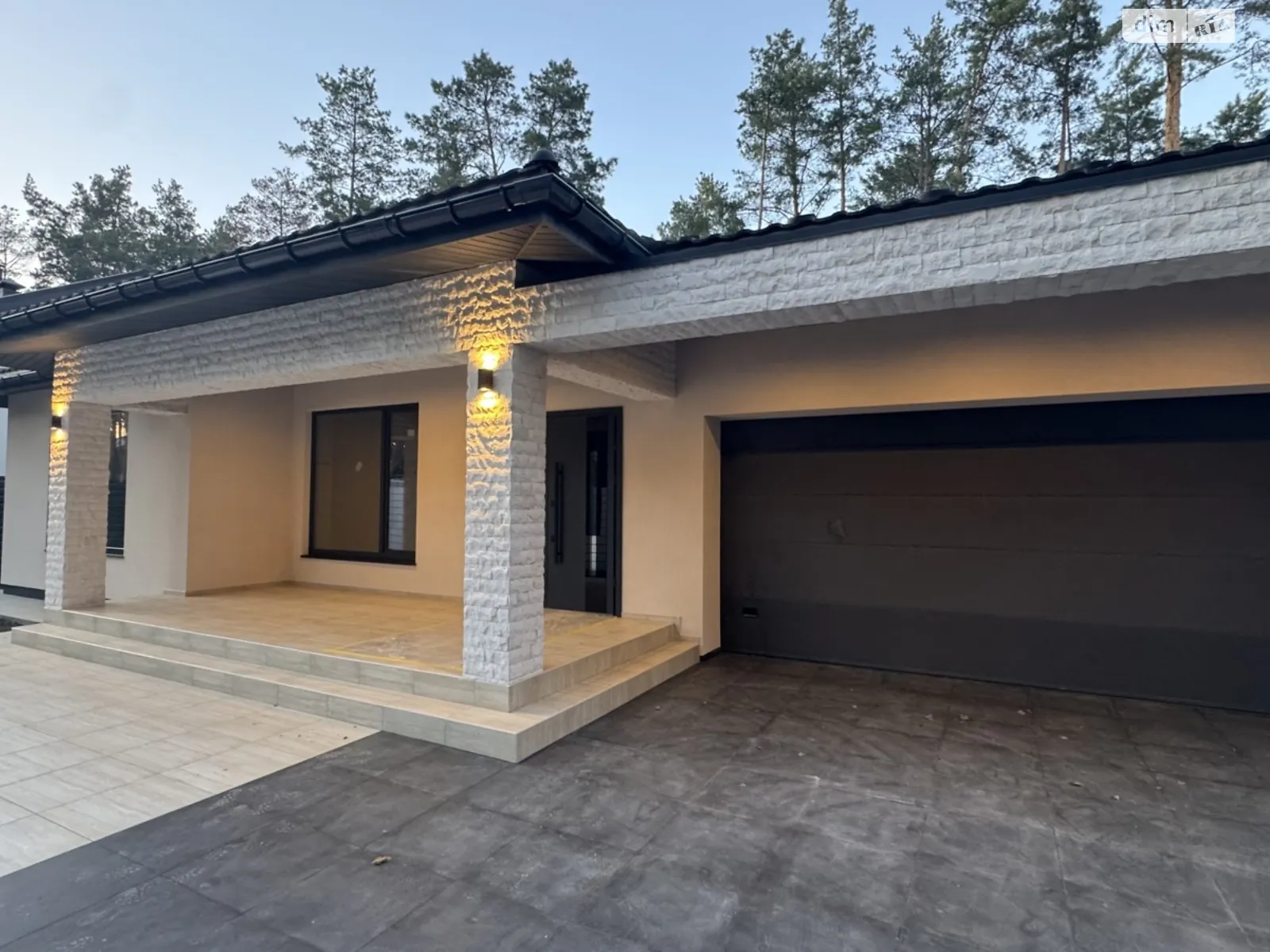 Продается одноэтажный дом 254 кв. м с беседкой, цена: 450000 $ - фото 1