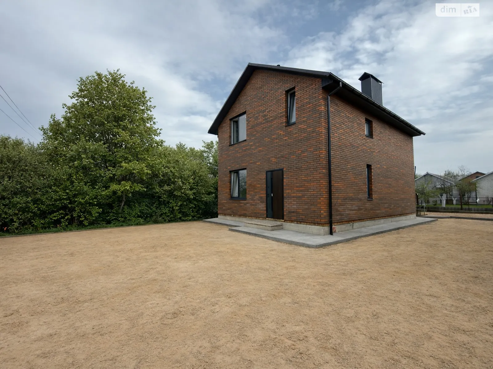 Продается дом на 2 этажа 120 кв. м с верандой, цена: 135000 $ - фото 1