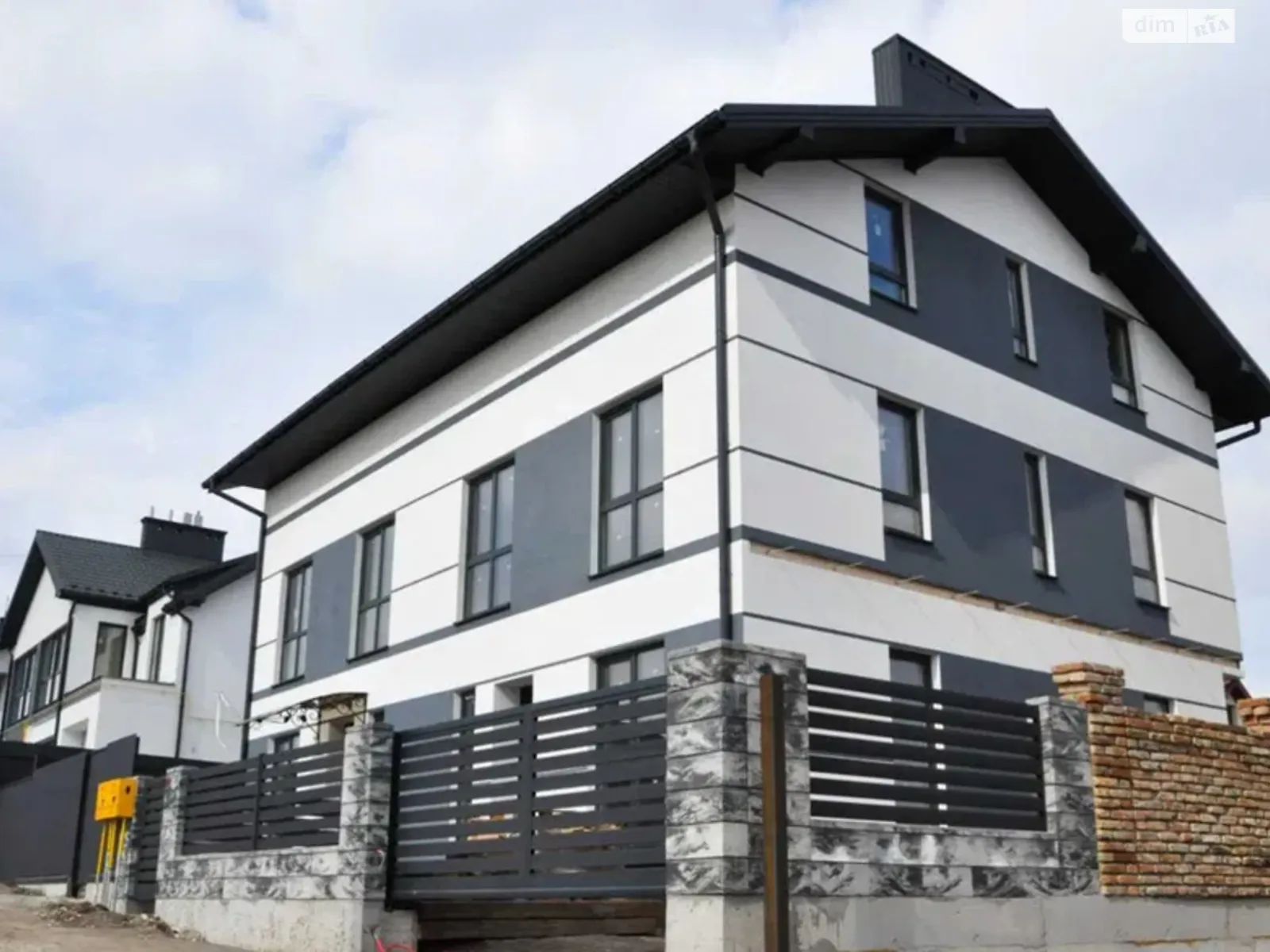 Продается часть дома 150 кв. м с мансардой, цена: 138000 $ - фото 1