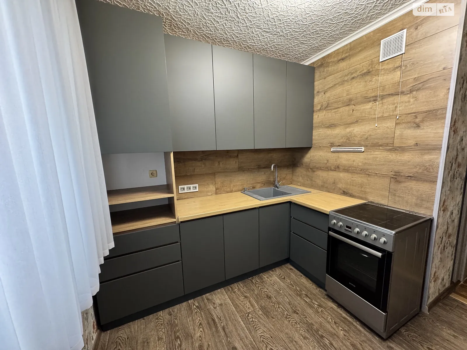 Продается 2-комнатная квартира 50 кв. м в Нетешине, пер. Мира, 1 - фото 1