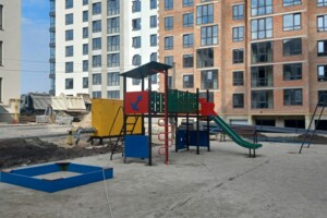 Продаж квартири, Тернопіль, р‑н. Молодіжний, 15-го Квітня вулиця