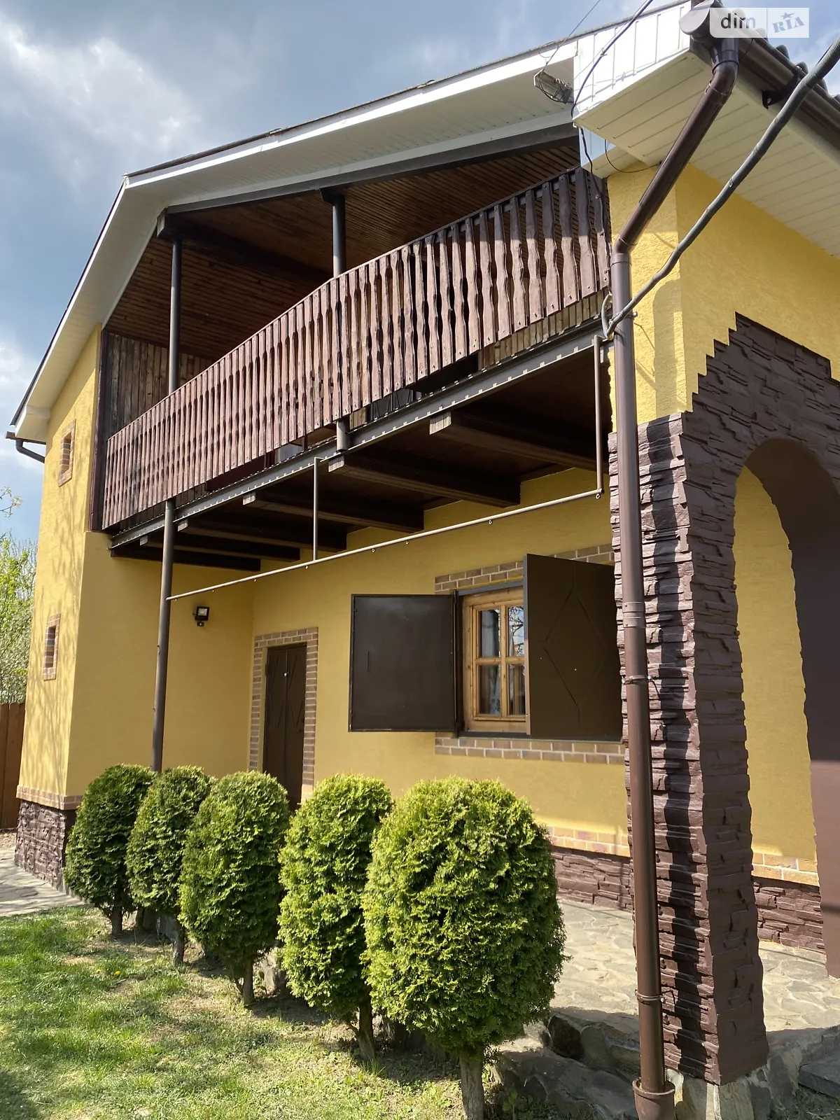 Продается дом на 2 этажа 68 кв. м с бассейном, цена: 60000 $ - фото 1