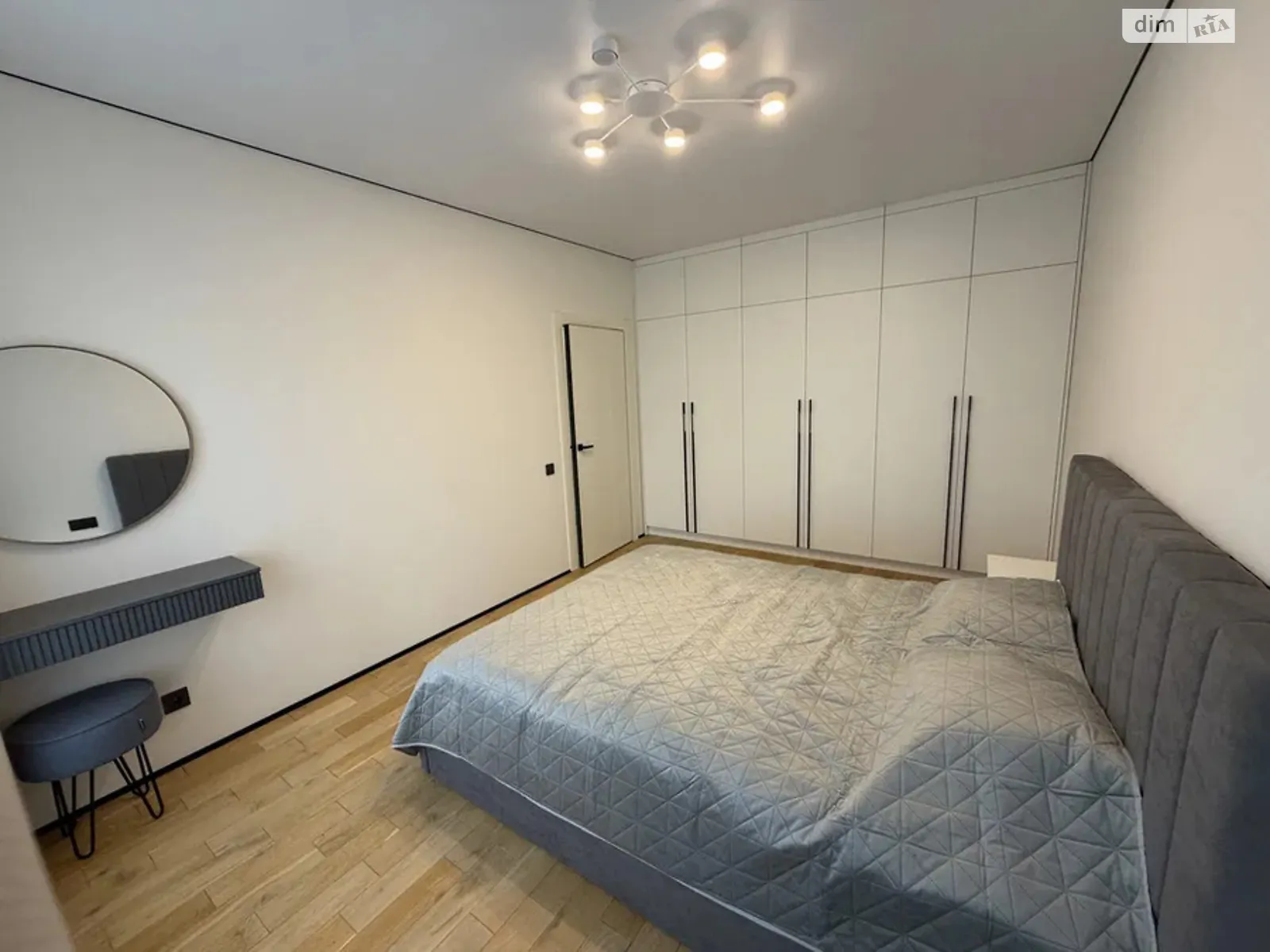 Сдается в аренду 2-комнатная квартира 46 кв. м в Ивано-Франковске, ул. Юліана Пелеша(Крайковского), 7 - фото 1