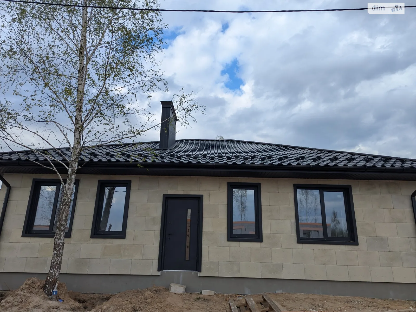 Продается одноэтажный дом 110 кв. м с мансардой, цена: 105000 $ - фото 1