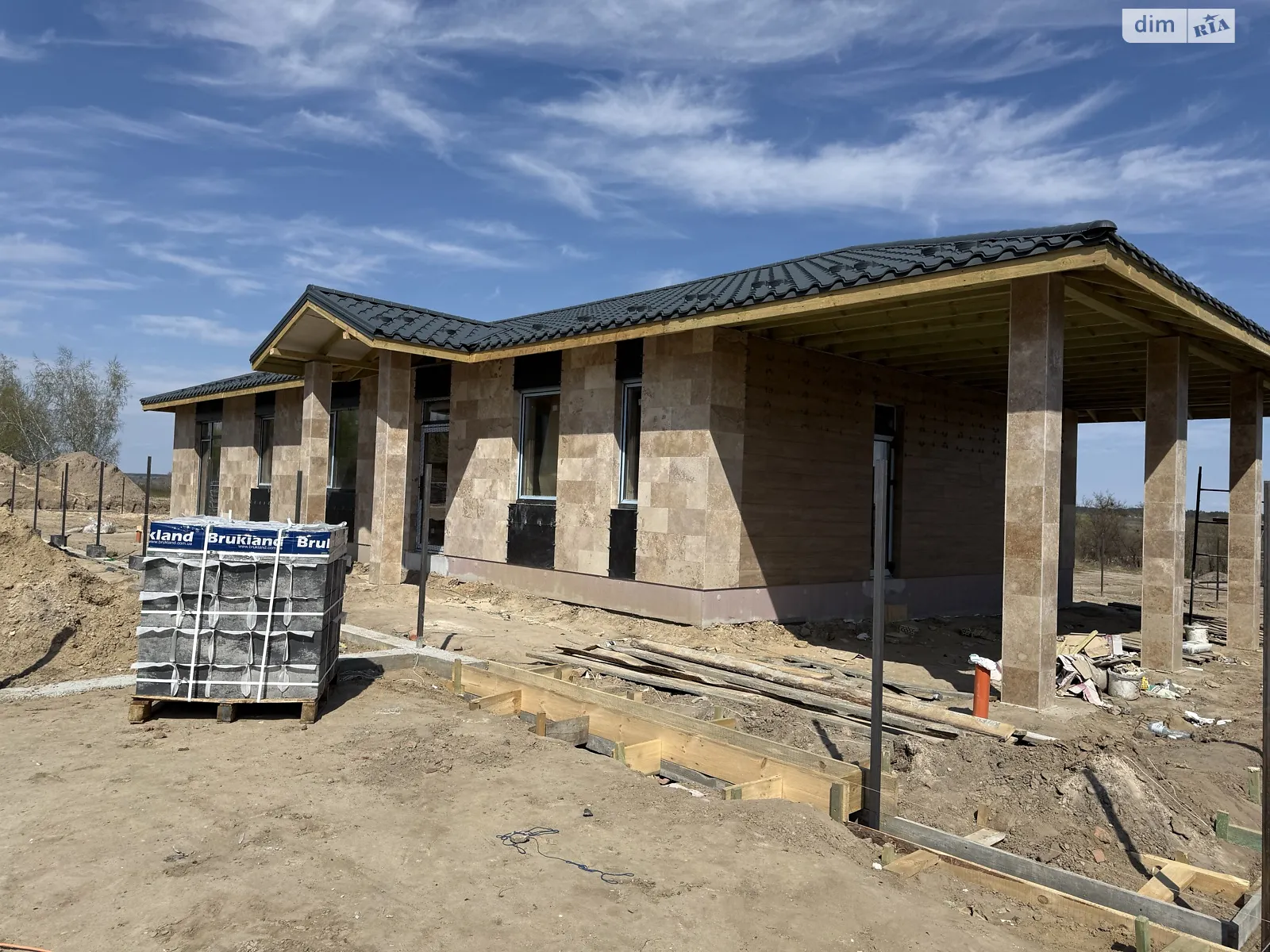 Продається одноповерховий будинок 130 кв. м з ділянкою, цена: 200000 $ - фото 1