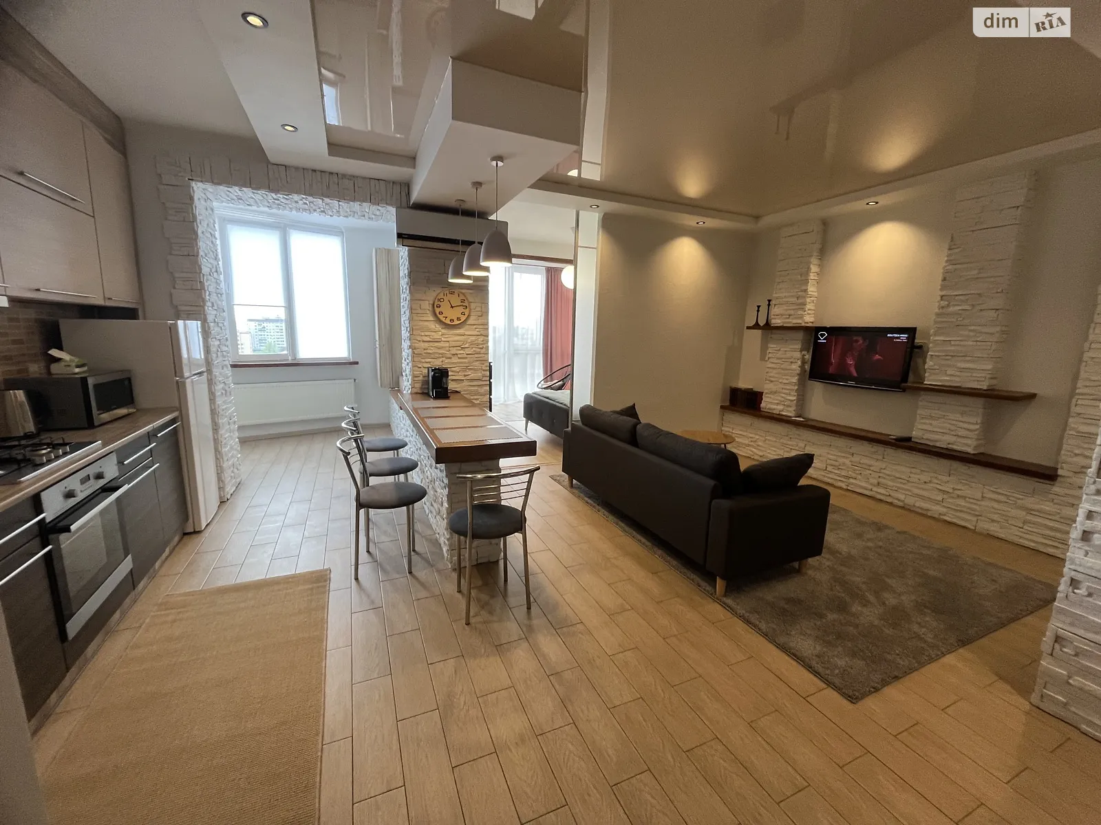 Сдается в аренду 1-комнатная квартира 56 кв. м в Хмельницком, ул. Заречанская, 11М - фото 1