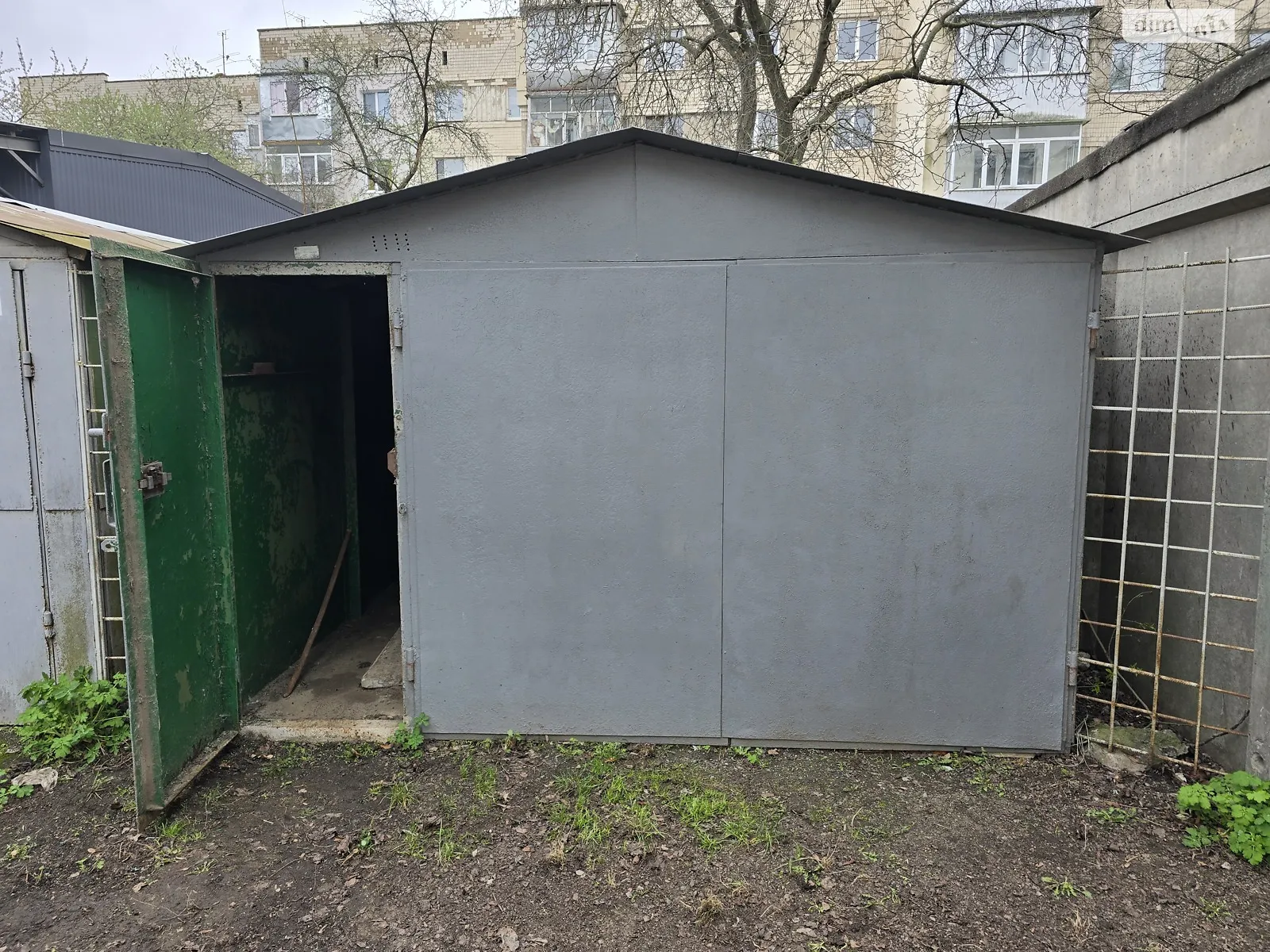 Сдается в аренду отдельно стоящий гараж под легковое авто на 20 кв. м, цена: 3000 грн - фото 1