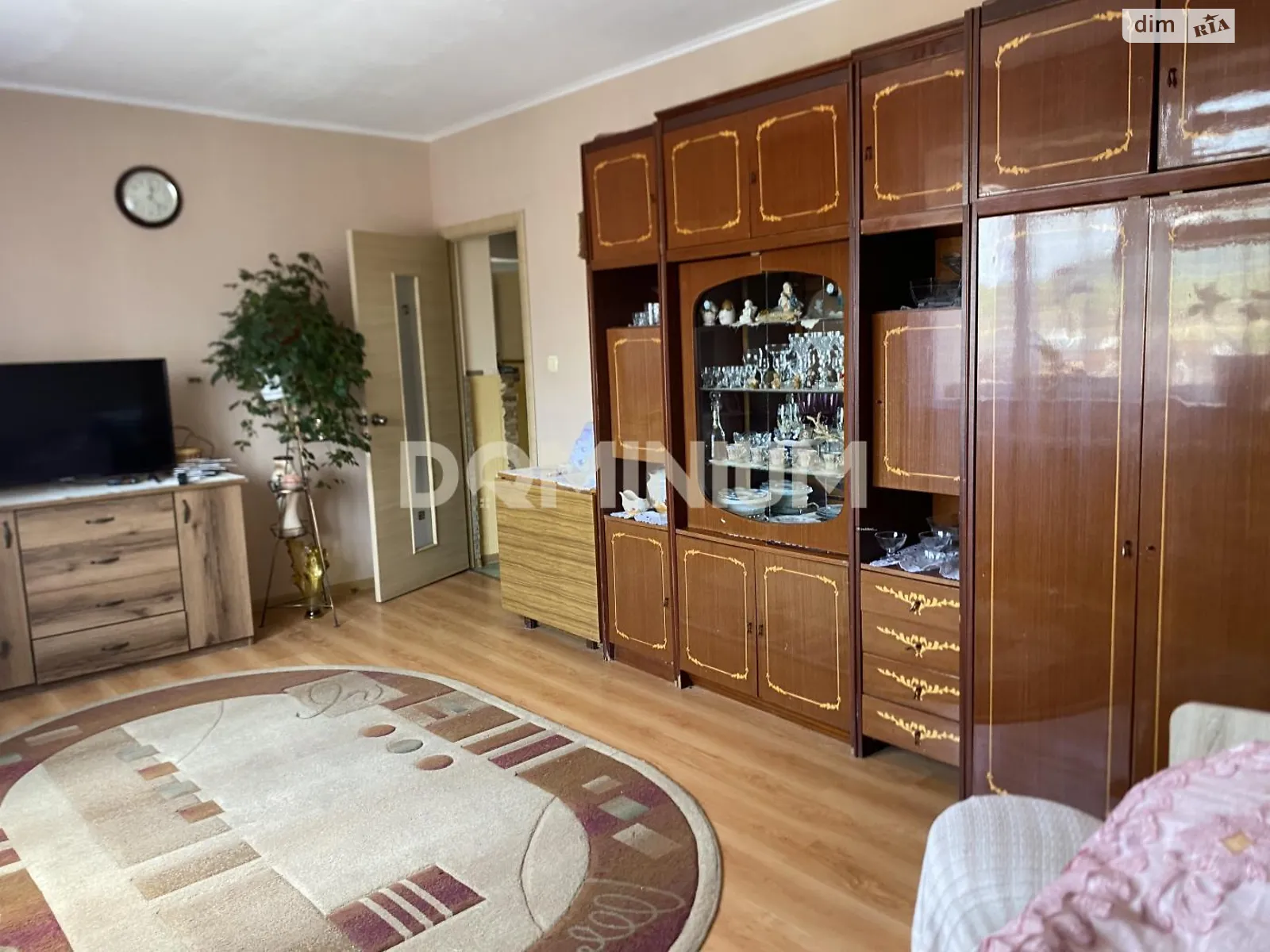 Продается 4-комнатная квартира 68 кв. м в Хусте, ул. Ивана Франко, 38 - фото 1