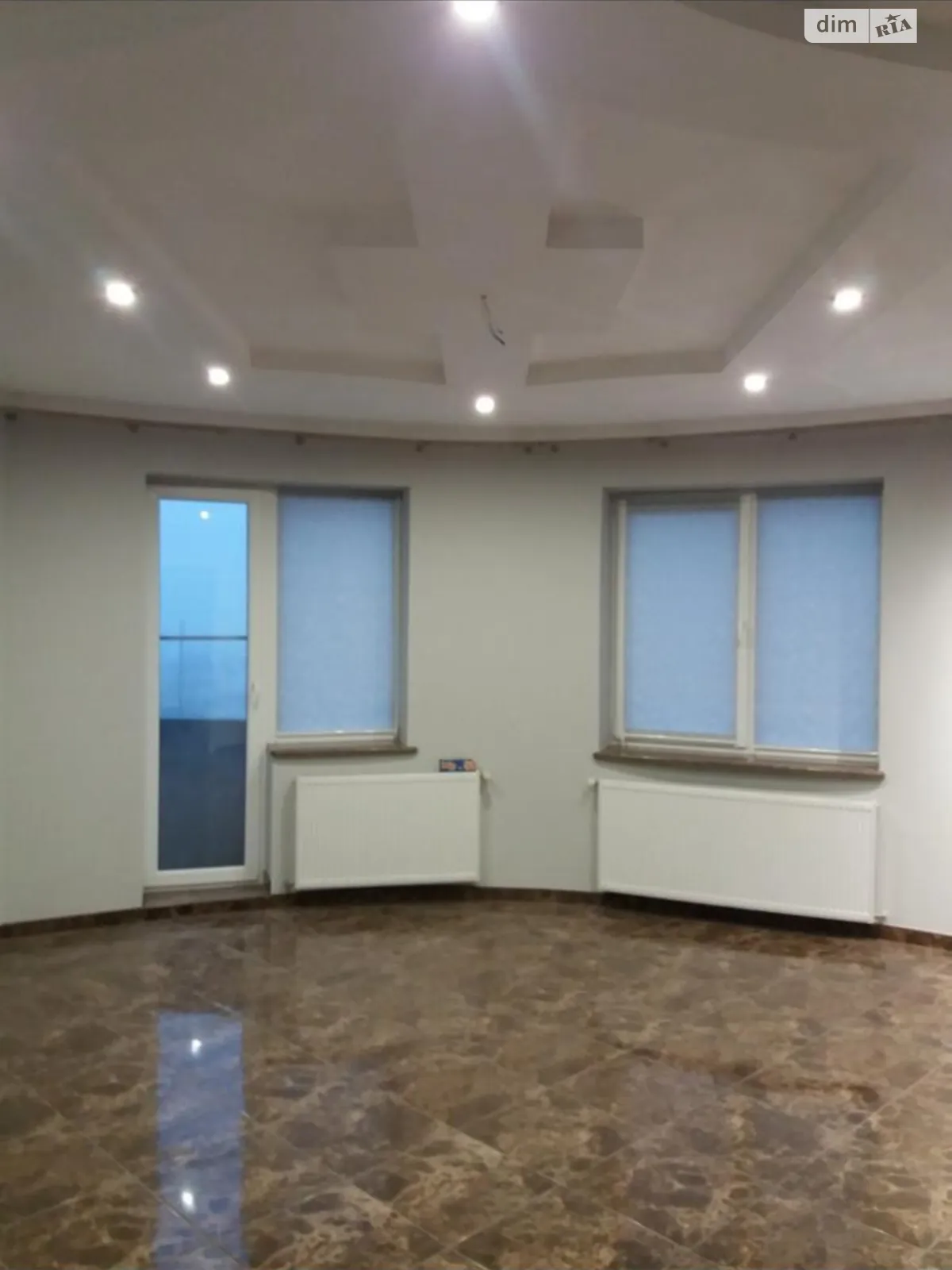 Продается 3-комнатная квартира 162 кв. м в Черткове, ул. Сичинского, 14 - фото 1