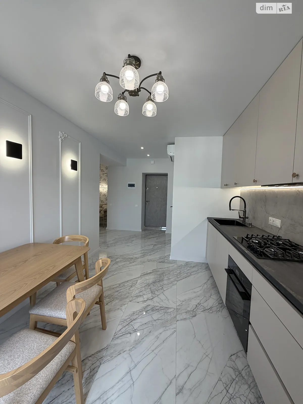 2-комнатная квартира 70 кв. м в Тернополе, цена: 115000 $ - фото 1