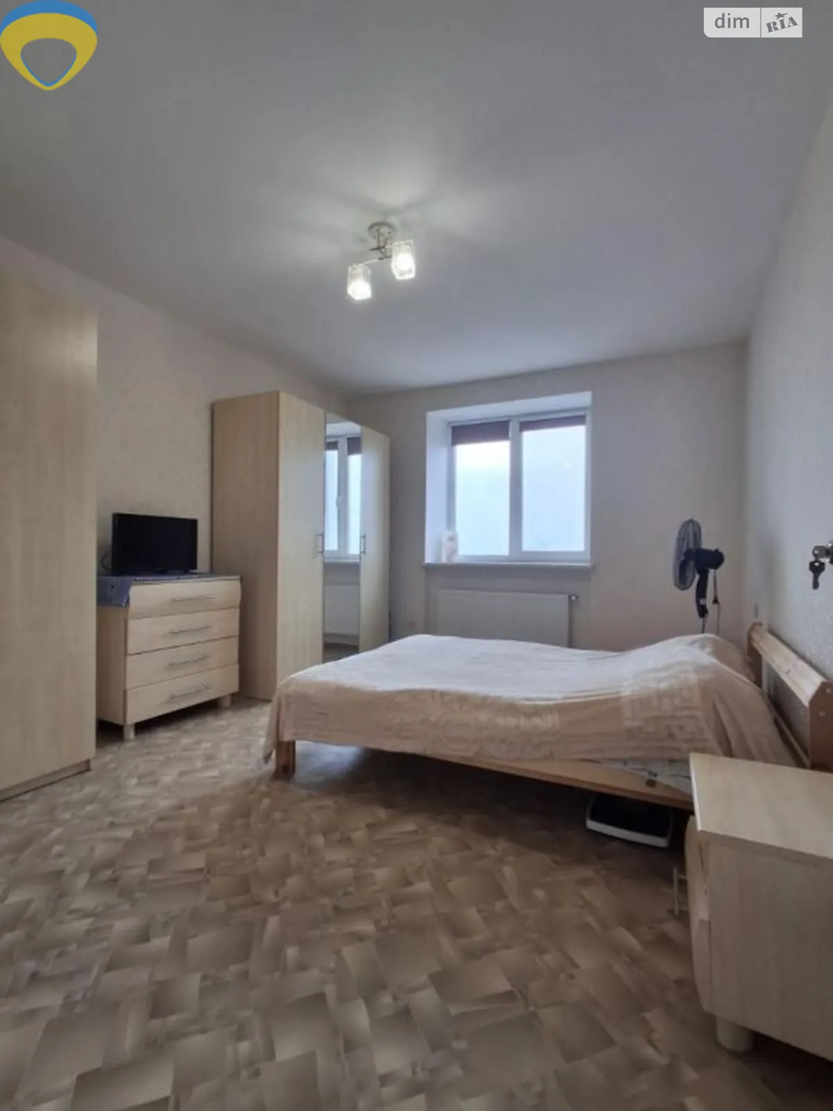 Продается 2-комнатная квартира 41 кв. м в Фонтанке, ул. Независимости - фото 1