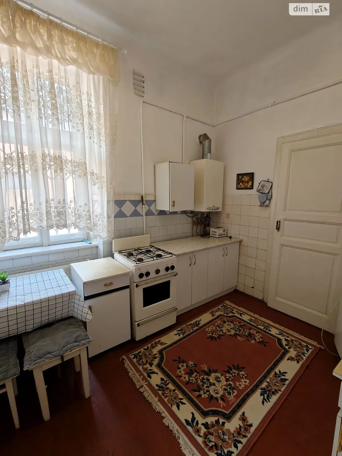 Сдается в аренду 2-комнатная квартира 55 кв. м в Черновцах, ул. Хмельницкого Богдана - фото 1