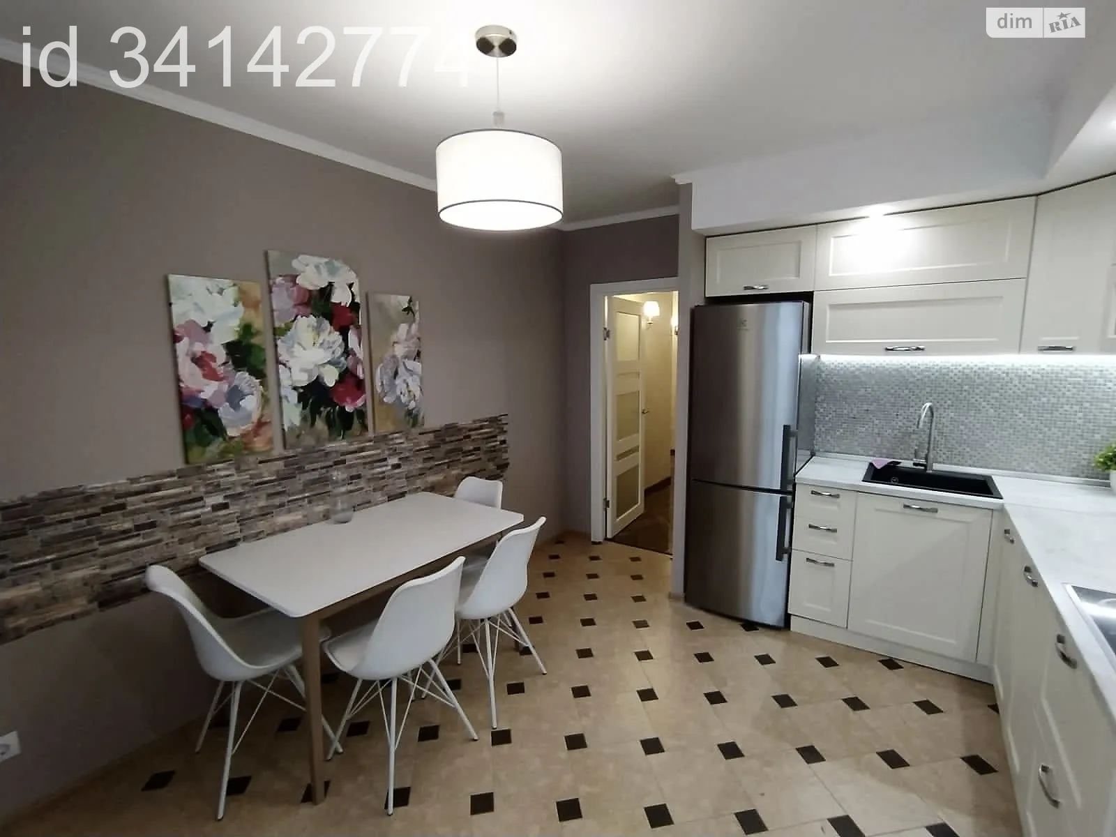 Продается 3-комнатная квартира 100.1 кв. м в Киеве, ул. Гарматная, 38А - фото 1