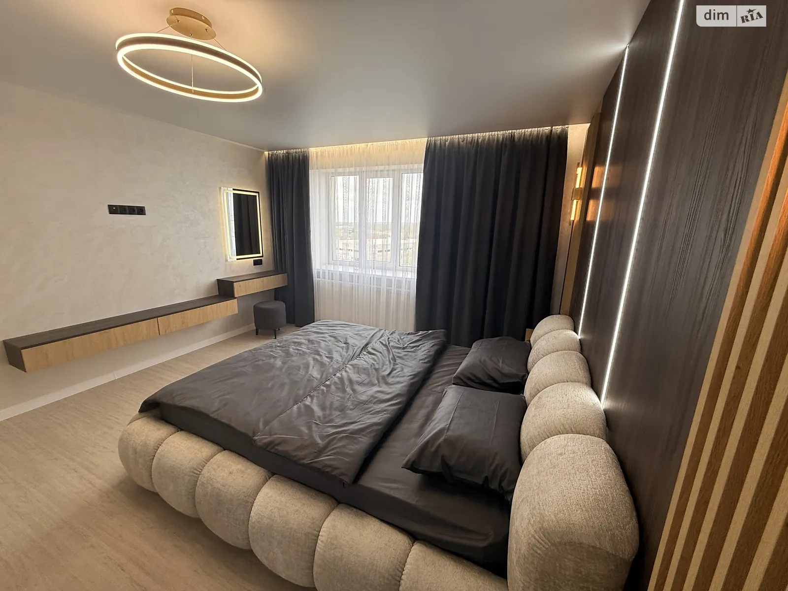 3-комнатная квартира 93.5 кв. м в Тернополе, ул. Яремы, 9 - фото 1