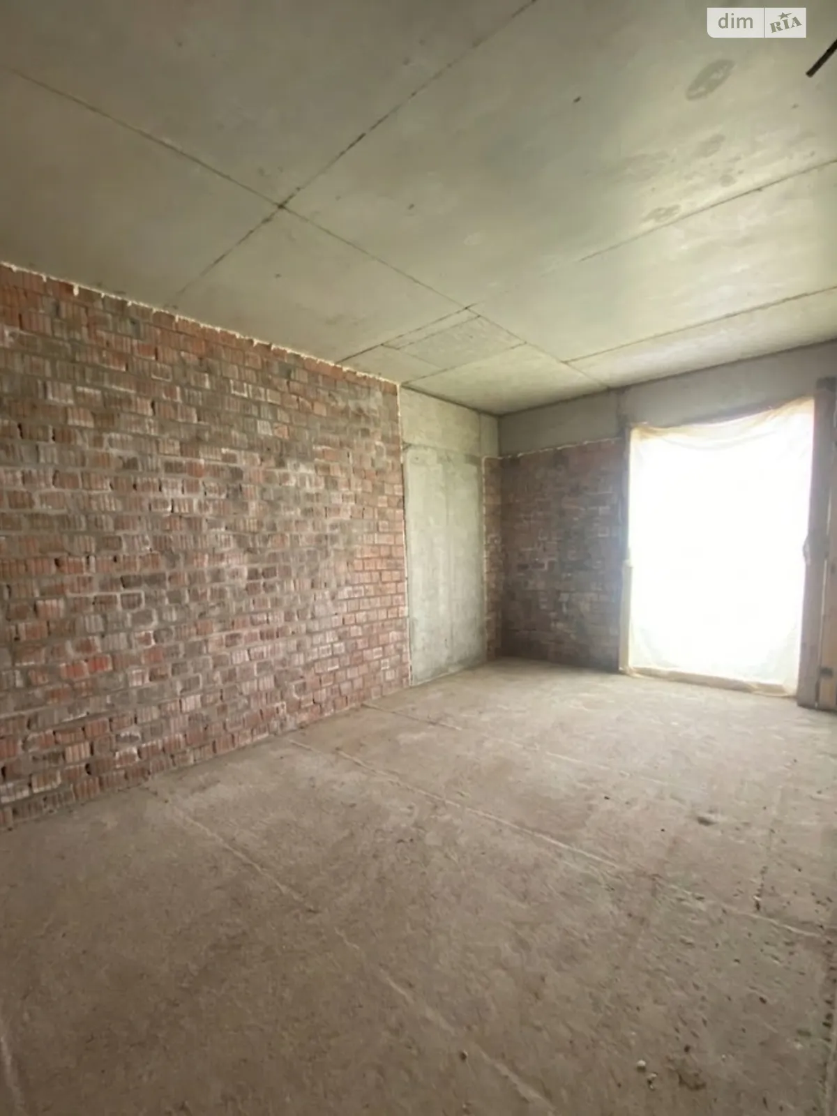 Продается 1-комнатная квартира 47 кв. м в Львове, ул. Орлика, 2/1 - фото 1