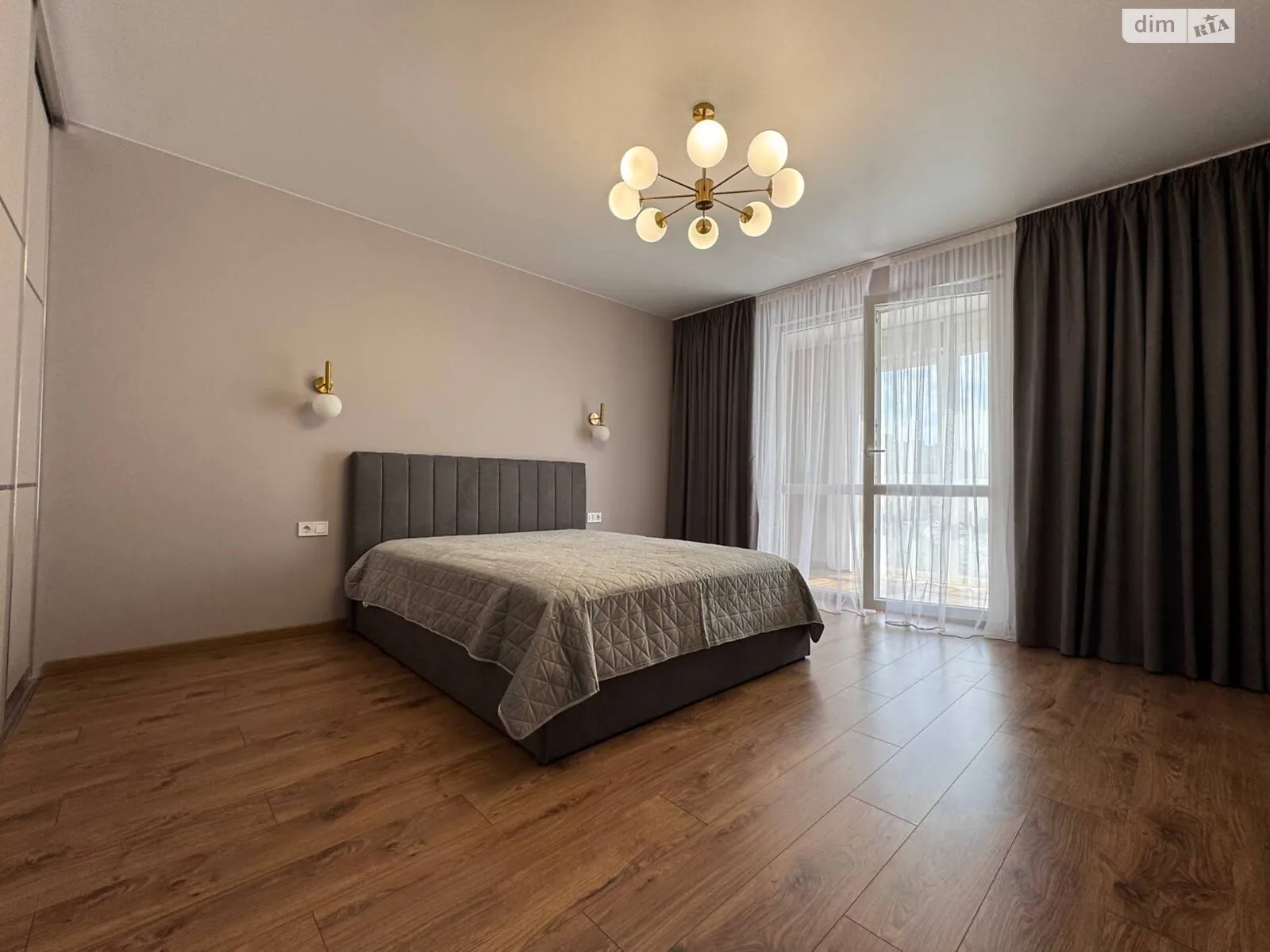 Продается 3-комнатная квартира 96.7 кв. м в Львове, ул. Воздушная, 78 - фото 1