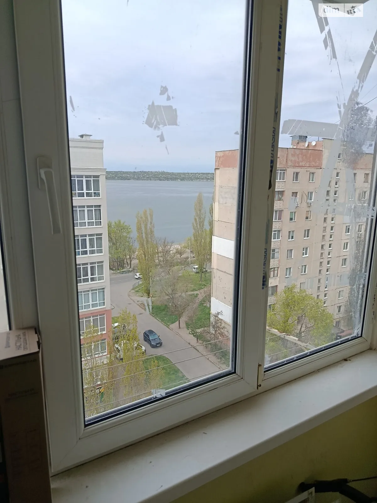 Продается 1-комнатная квартира 42 кв. м в Николаеве, ул. Лазурная - фото 1