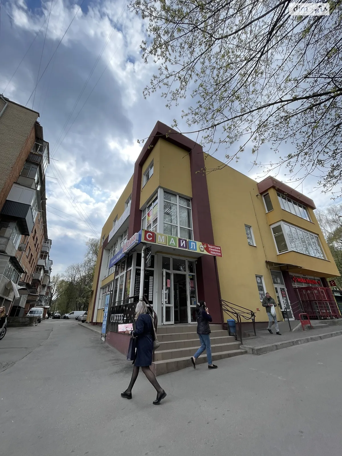 Сдается в аренду помещения свободного назначения 10 кв. м в 3-этажном здании, цена: 5000 грн - фото 1