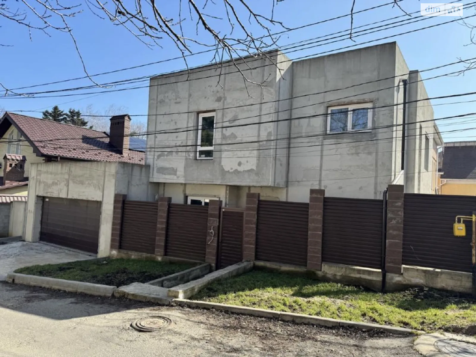 Продается дом на 2 этажа 178.5 кв. м с подвалом, цена: 275000 $ - фото 1