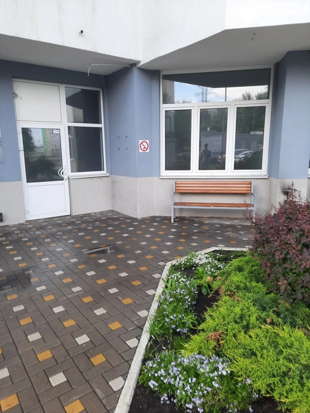 Продается офис 53.7 кв. м в бизнес-центре, цена: 94000 $ - фото 1
