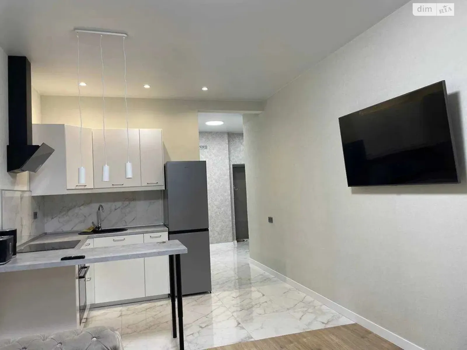 Сдается в аренду 1-комнатная квартира 49 кв. м в Киеве, ул. Андрея Верхогляда(Драгомирова) - фото 1