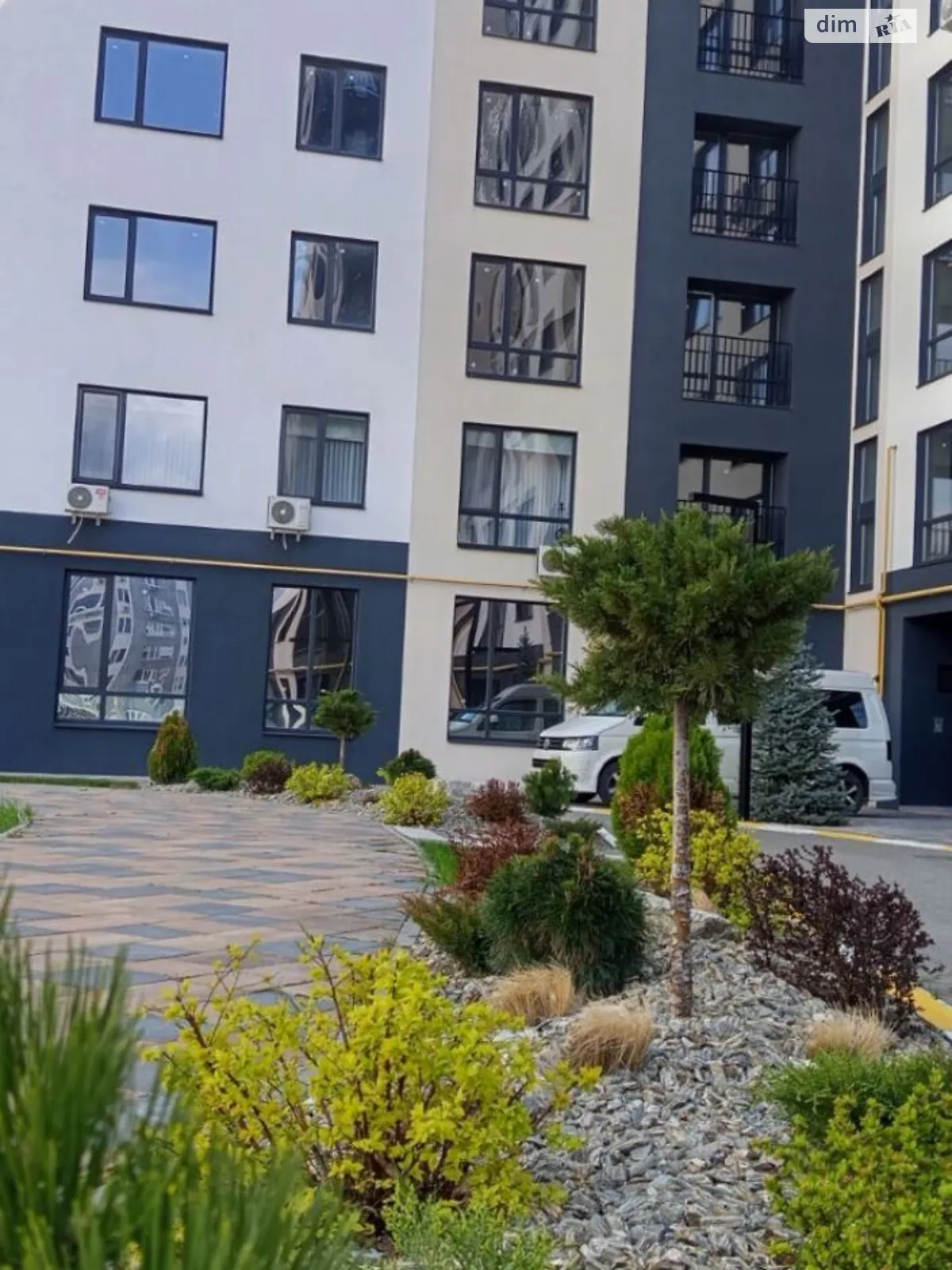 Продается 2-комнатная квартира 80.6 кв. м в Буче, ул. Николая Мозгового - фото 1