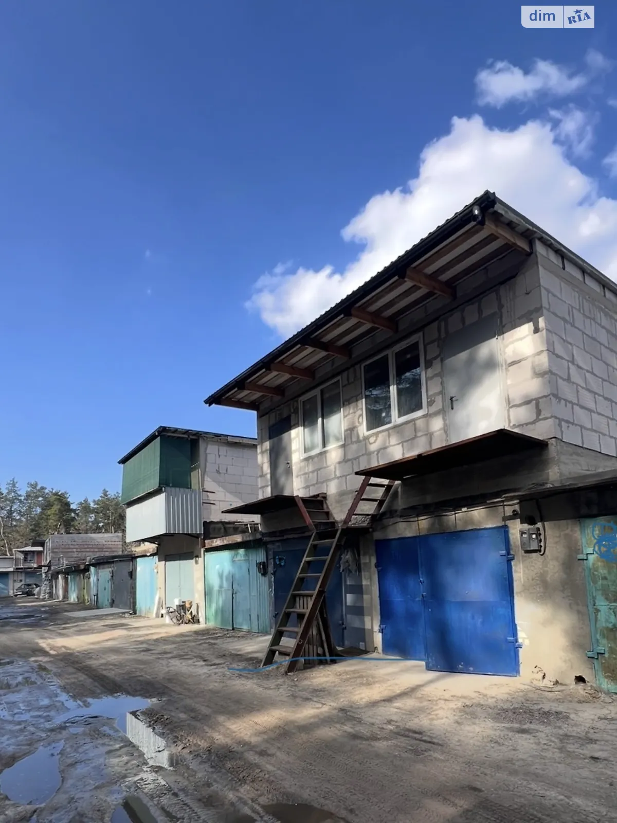 Продается место в гаражном кооперативе под легковое авто на 60 кв. м, цена: 16000 $ - фото 1