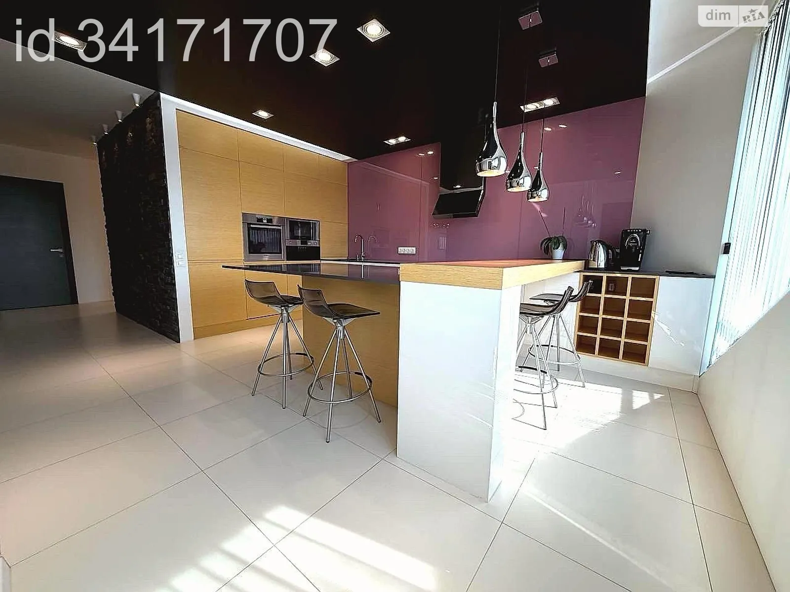 Продается 2-комнатная квартира 96.4 кв. м в Киеве, ул. Гетьмана Вадима, 1В - фото 1