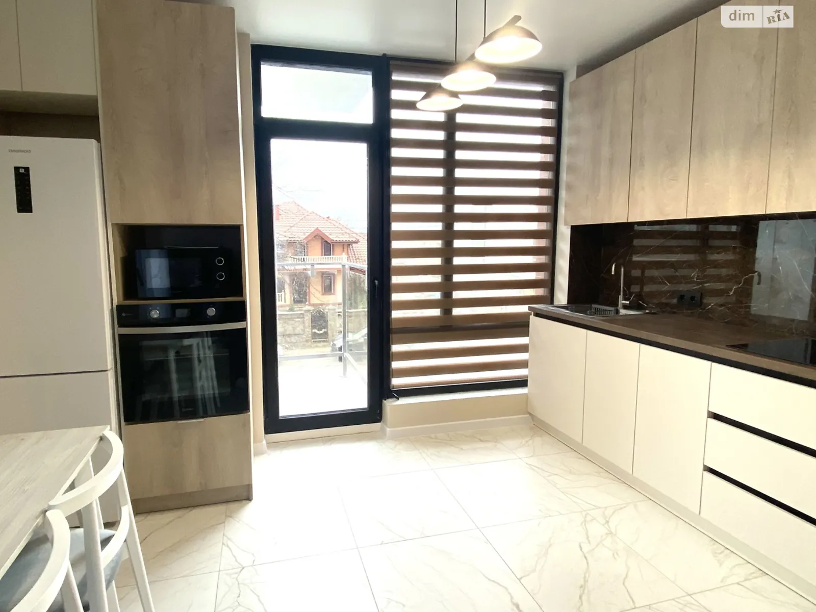 Сдается в аренду 1-комнатная квартира 53 кв. м в Ивано-Франковске, ул. Ленкавского, 34 корпус 7 - фото 1