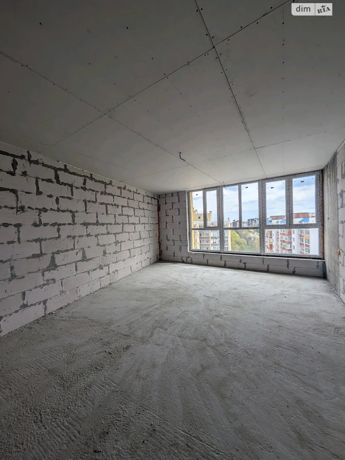 Продается 2-комнатная квартира 62 кв. м в Хмельницком, ул. Озерная, 6/3 - фото 1