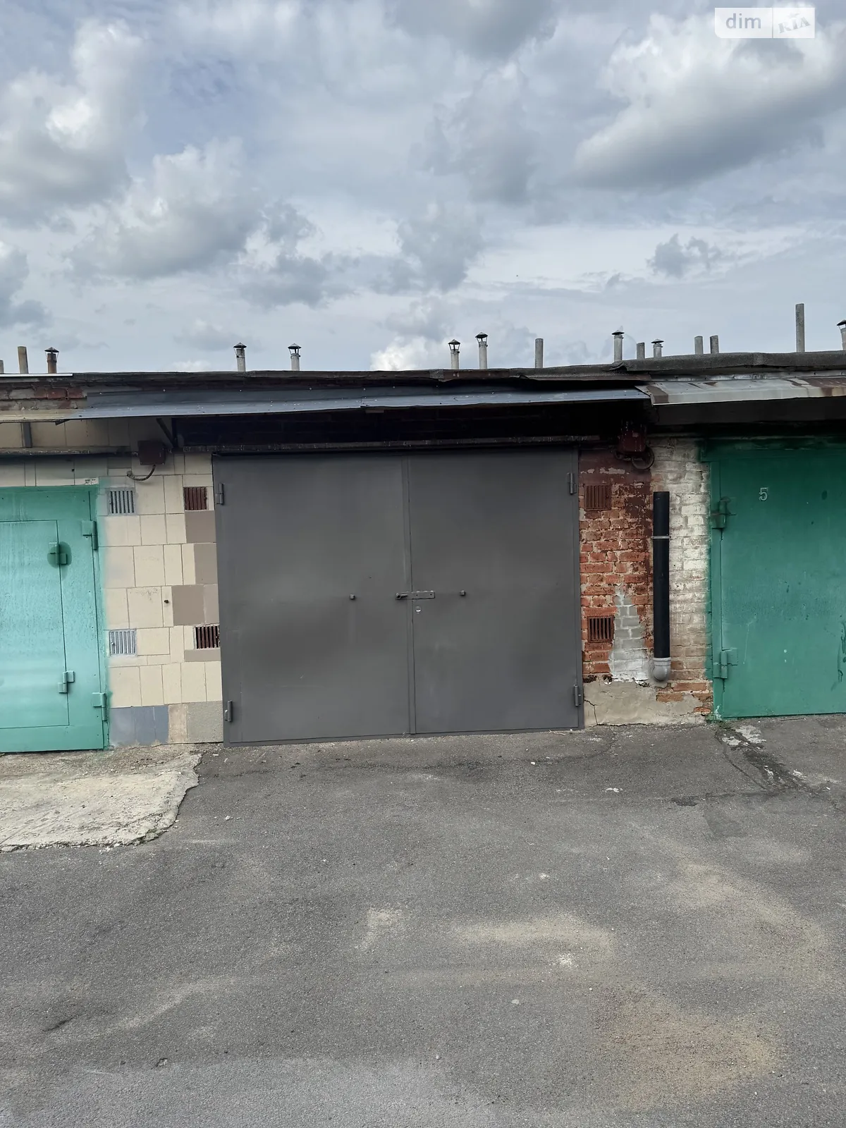 Продается отдельно стоящий гараж под легковое авто на 25 кв. м, цена: 9500 $ - фото 1