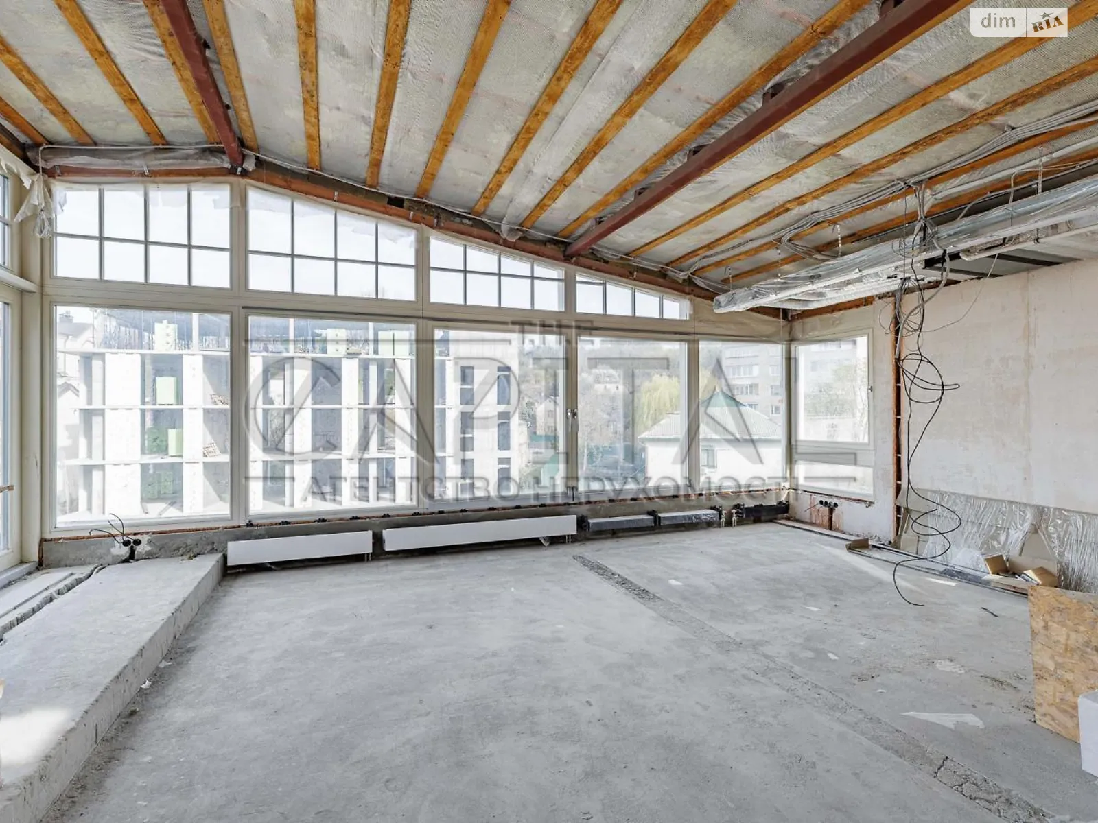 Продается офис 78.4 кв. м в бизнес-центре, цена: 203000 $ - фото 1