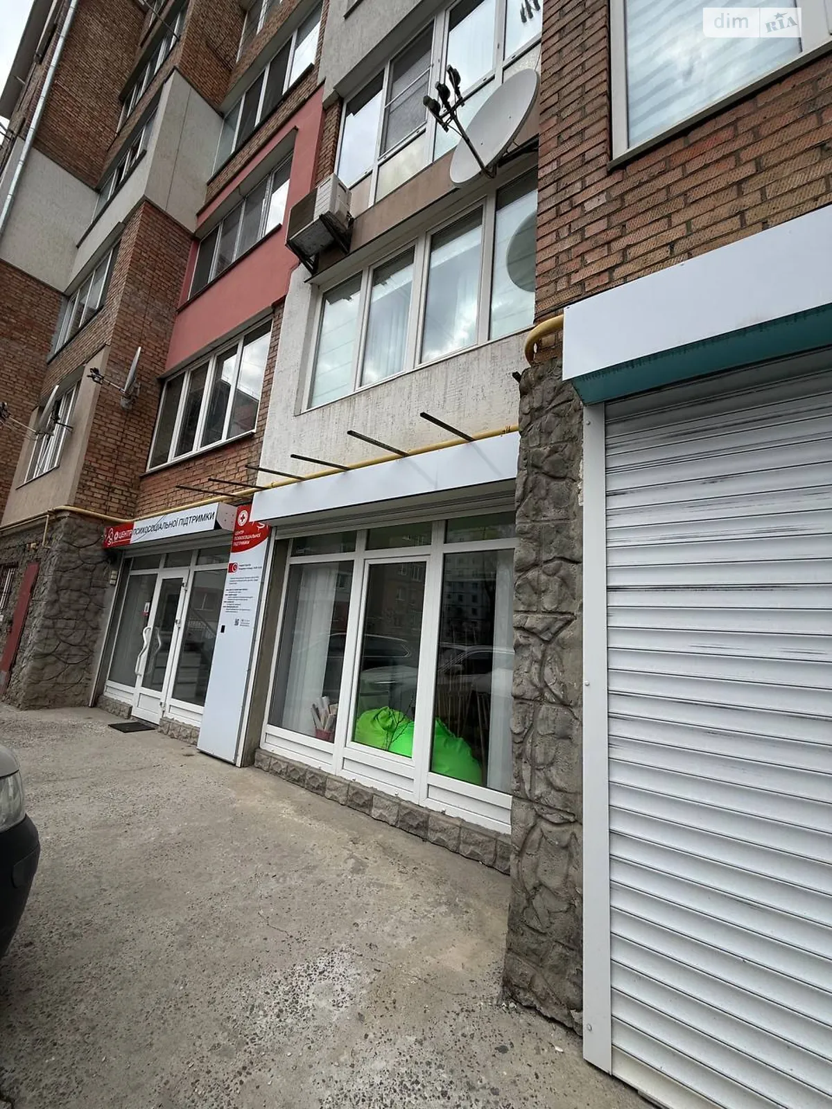 Сдается в аренду помещения свободного назначения 127 кв. м в 6-этажном здании, цена: 30000 грн - фото 1