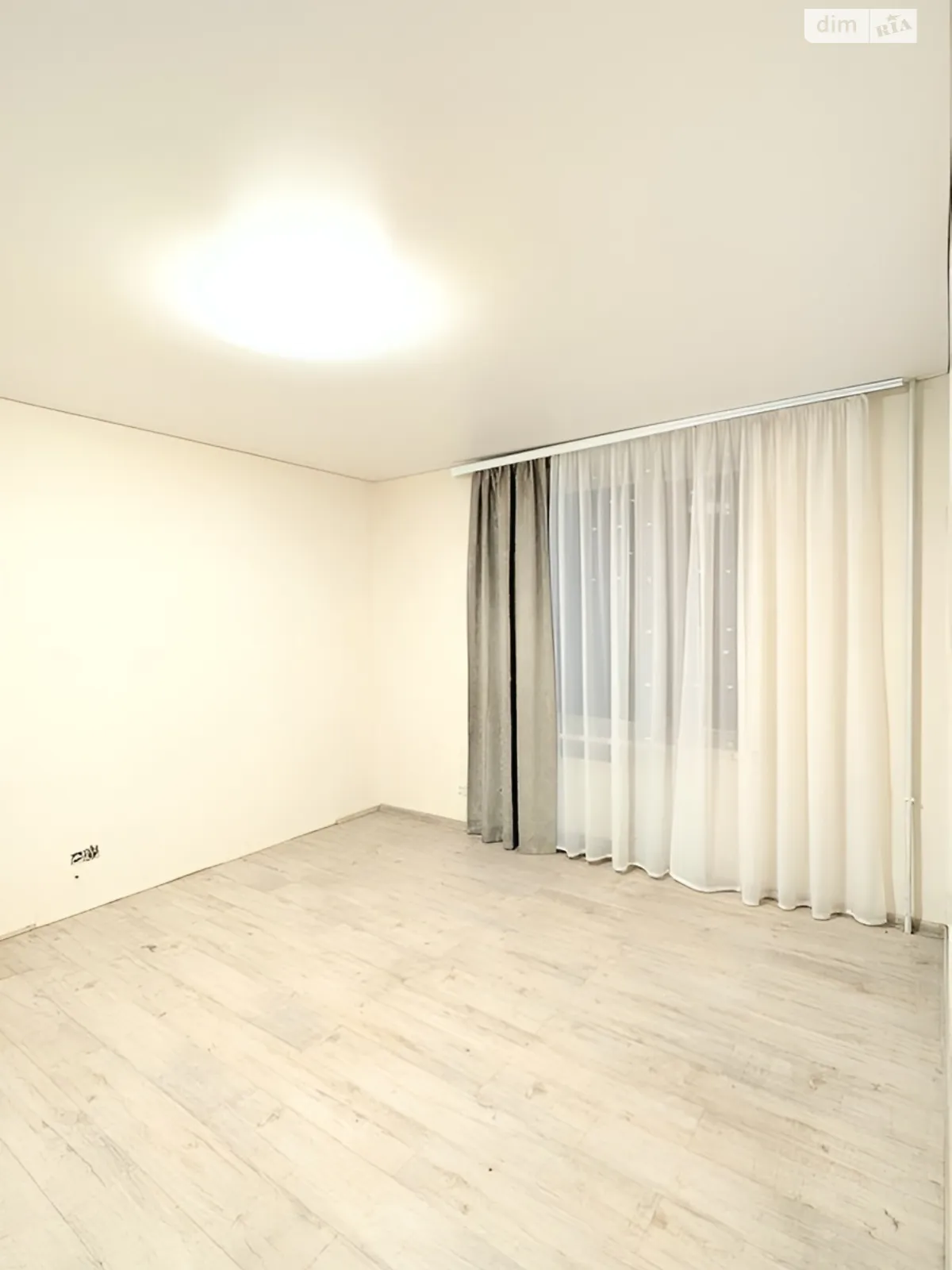 Продается 3-комнатная квартира 70.1 кв. м в Хмельницком, ул. Героев Майдана - фото 1