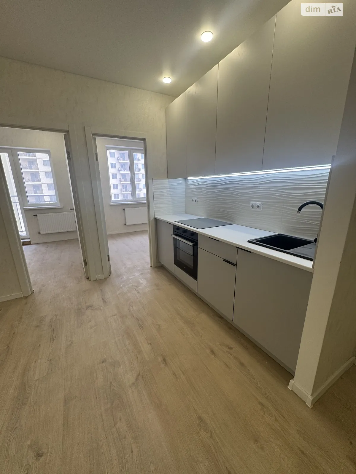 Продается 2-комнатная квартира 43 кв. м в Лиманке, ул. Жемчужная, 12 - фото 1