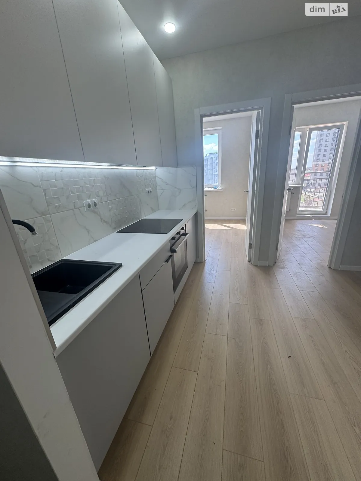 Продается 2-комнатная квартира 46 кв. м в Лиманке, ул. Жемчужная, 12 - фото 1