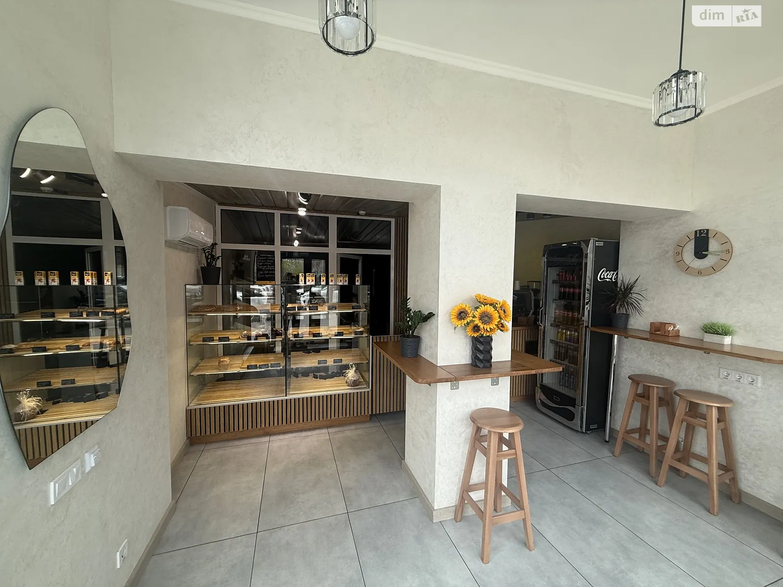 Сдается в аренду помещения свободного назначения 61.4 кв. м в 1-этажном здании, цена: 61000 грн - фото 1