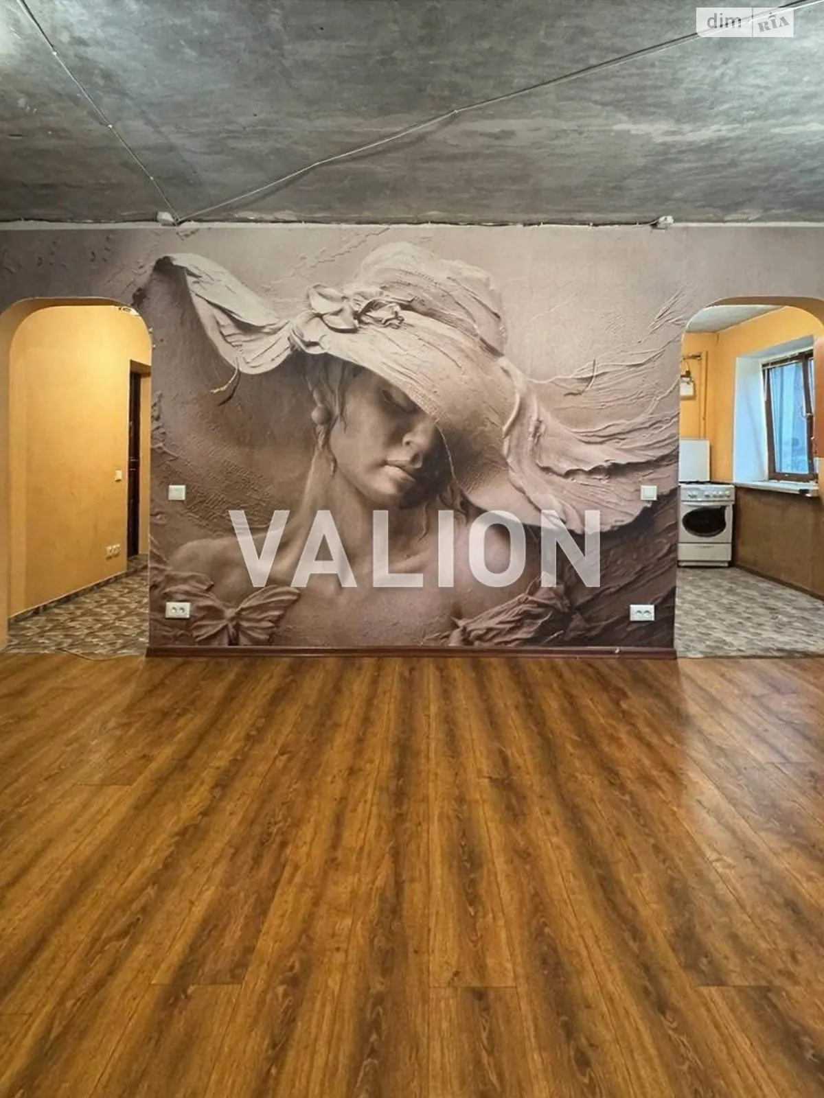 Продается 3-комнатная квартира 50.2 кв. м в Борисполе, ул. Ушакова, 13 - фото 1