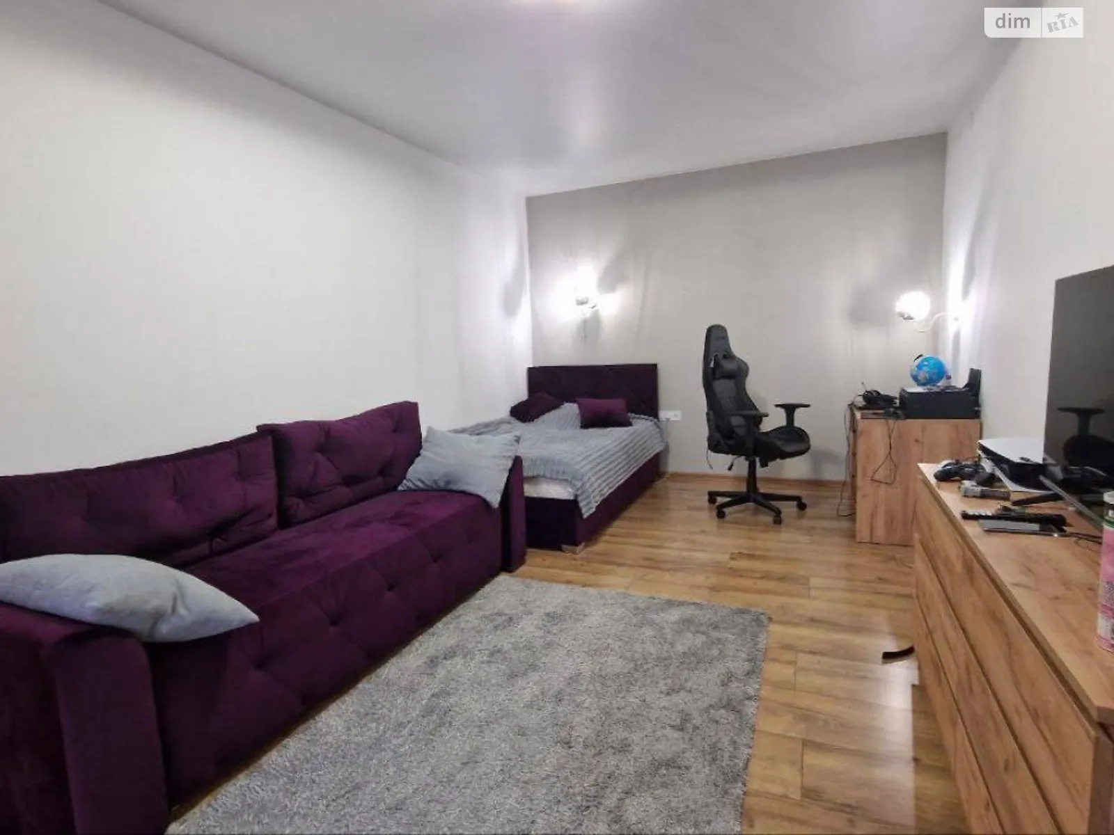 Продается 3-комнатная квартира 100 кв. м в Дрогобыче, ул. Тараса Шевченка, 5 - фото 1