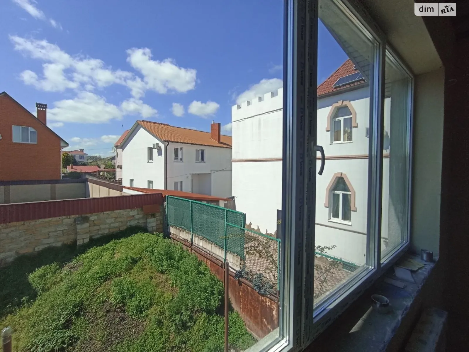 Продается дом на 2 этажа 105.2 кв. м с верандой, цена: 129999 $ - фото 1