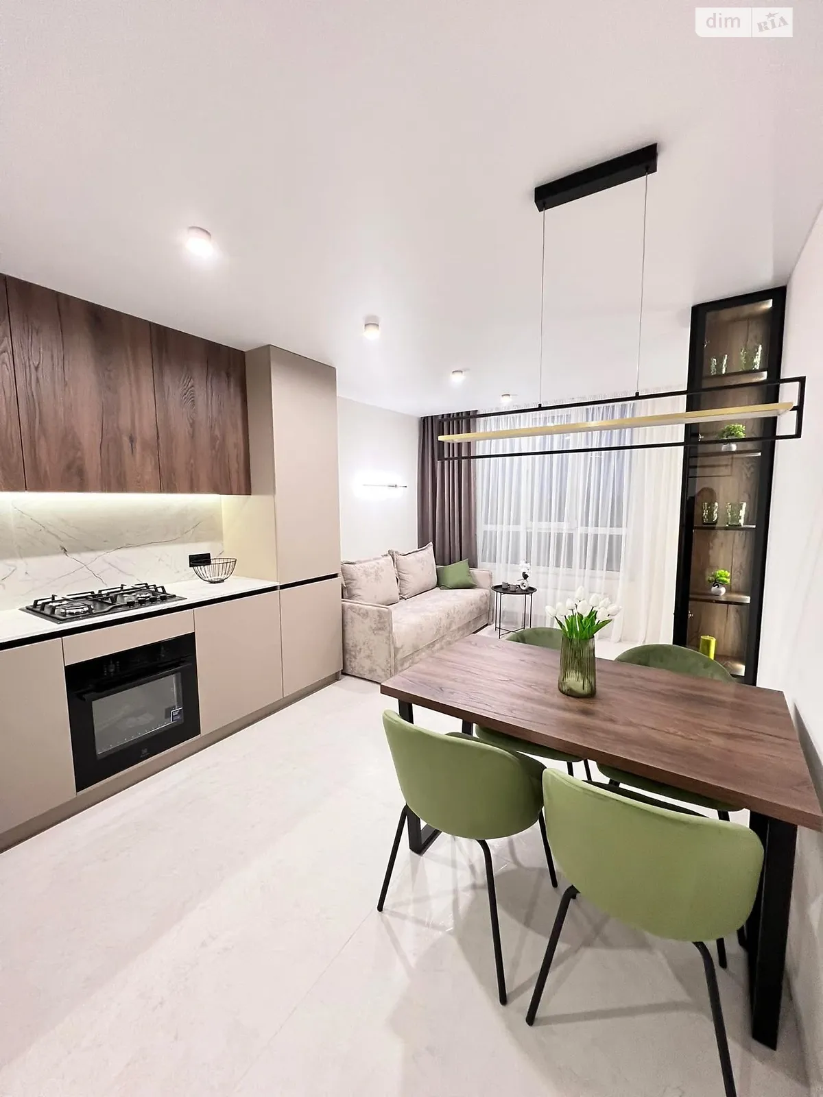 2-комнатная квартира 67.2 кв. м в Тернополе, ул. Будного Степана, 26Б - фото 1
