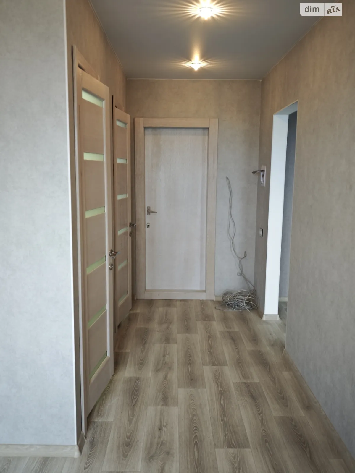 Продается 1-комнатная квартира 39.5 кв. м в Лозовой, цена: 18000 $ - фото 1