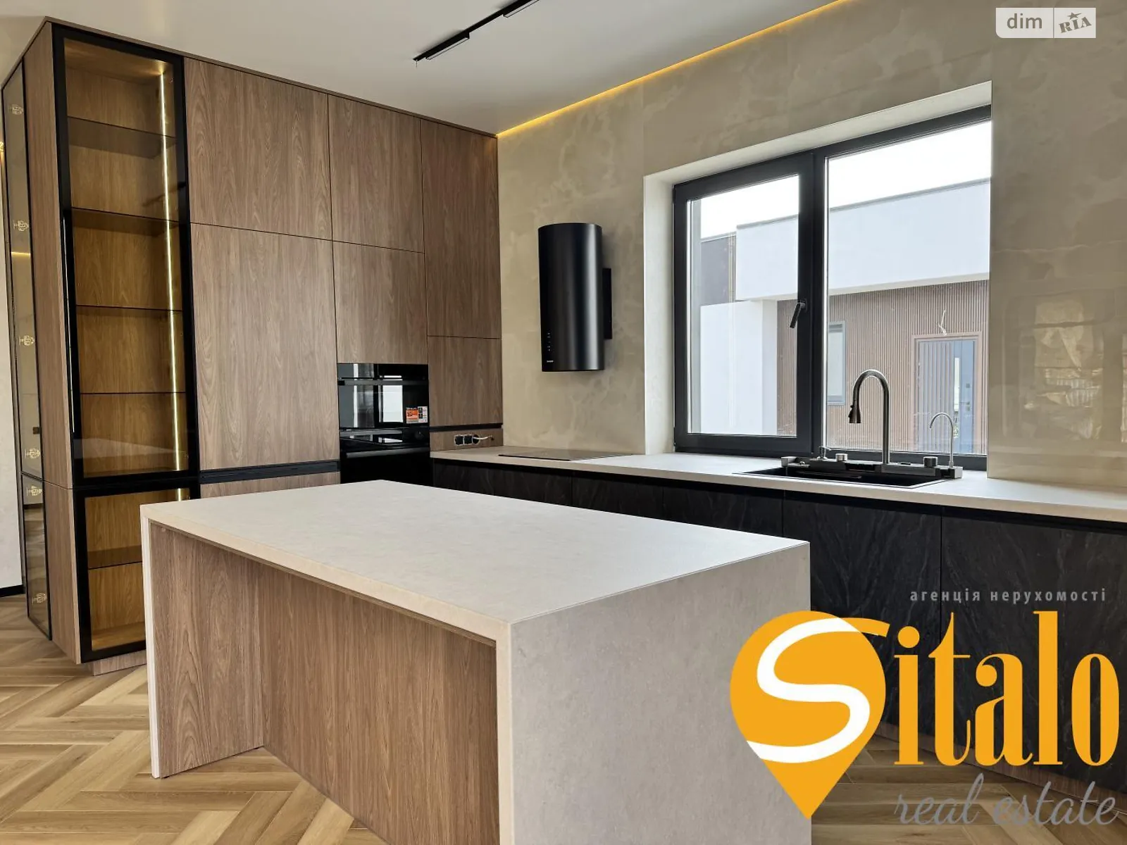 Продается одноэтажный дом 140 кв. м с участком, цена: 255000 $ - фото 1