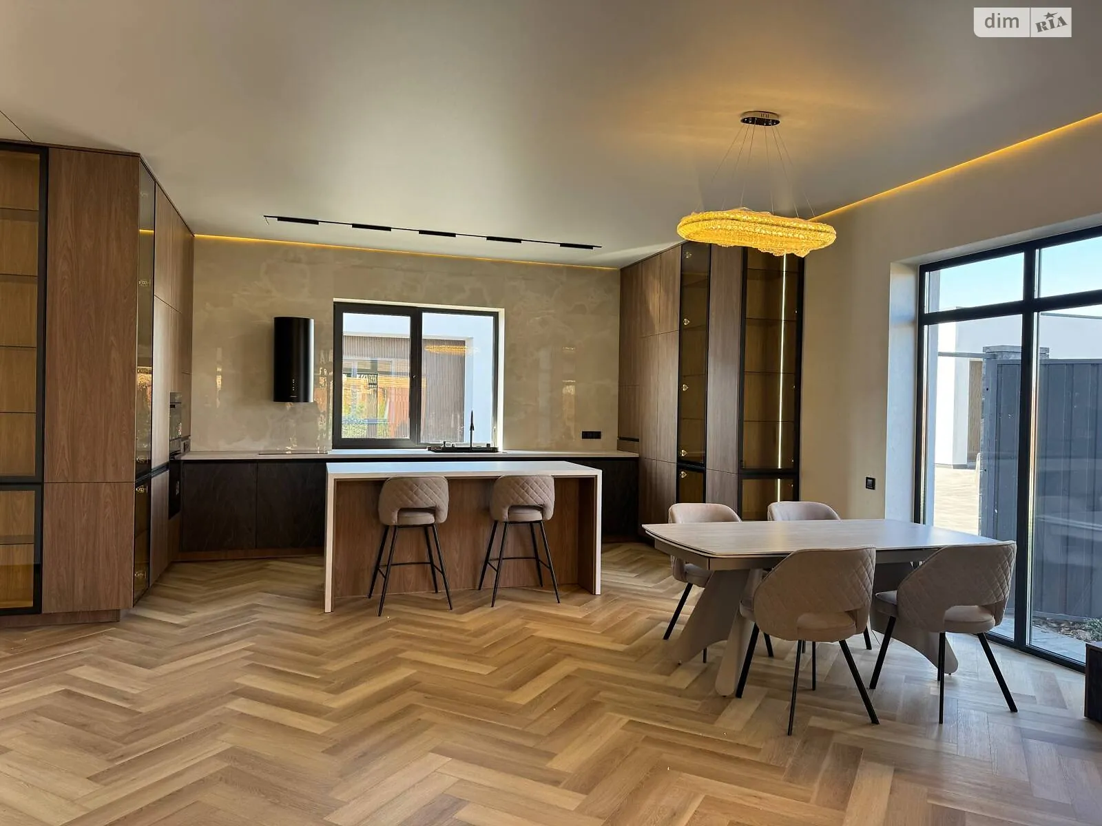 Продается одноэтажный дом 140 кв. м с верандой, цена: 255000 $ - фото 1