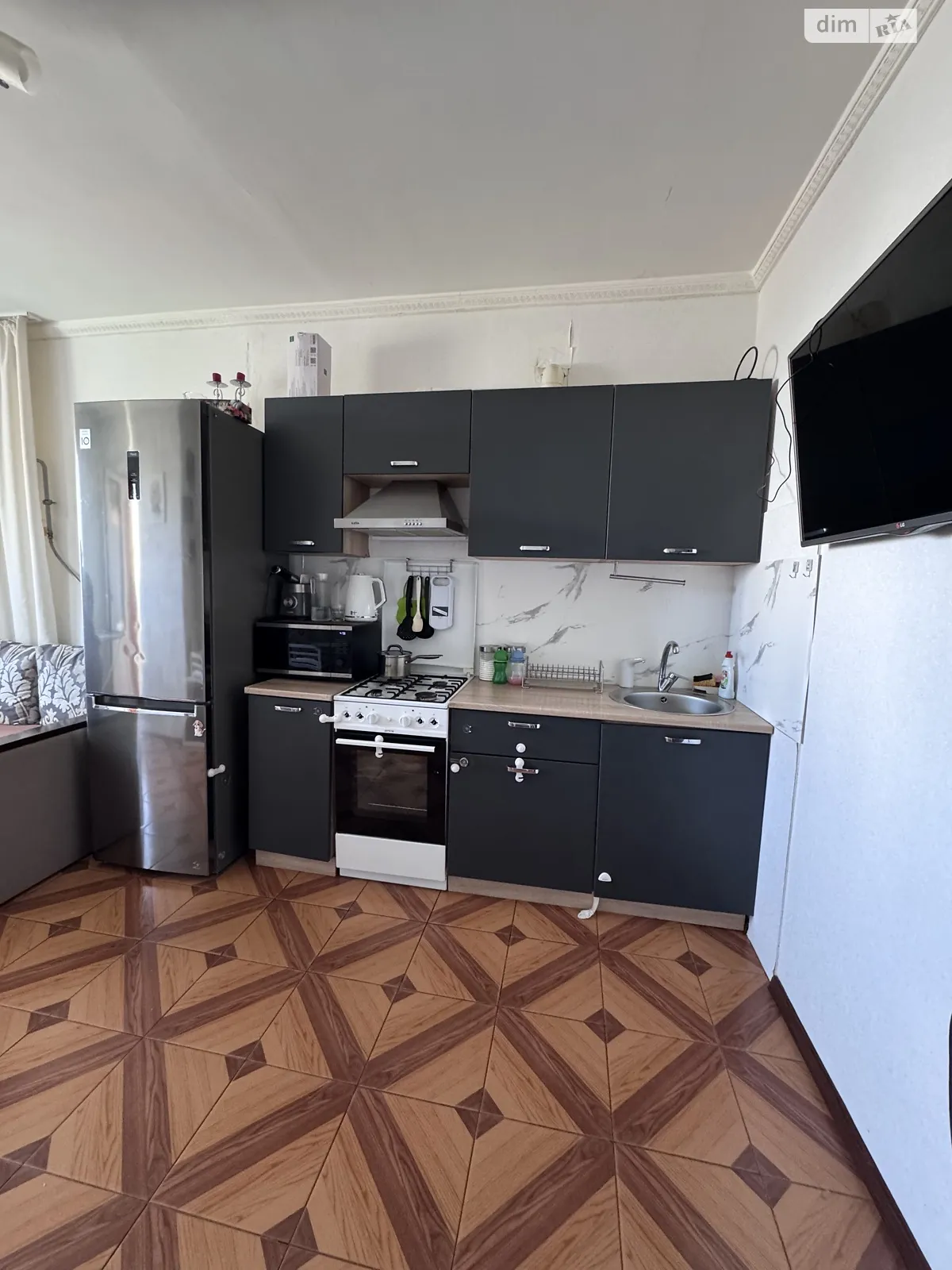 Продается 1-комнатная квартира 52.6 кв. м в Борисполе, ул. Головатого, 77Б - фото 1