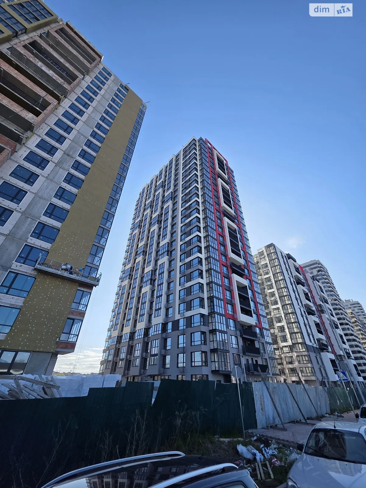 Продается офис 78 кв. м в бизнес-центре, цена: 163800 $ - фото 1